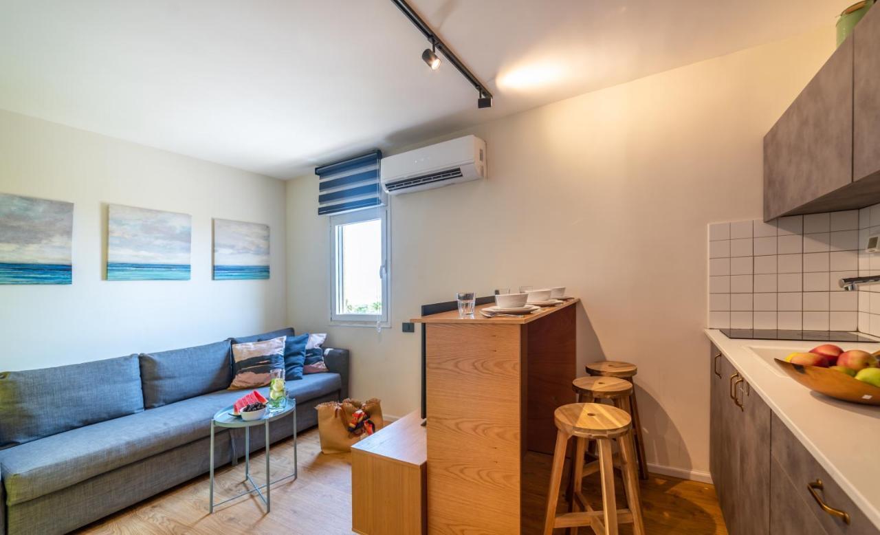 One Bedroom Apartment By Stay Eilat - Sheshet Hayamim Street Екстериор снимка